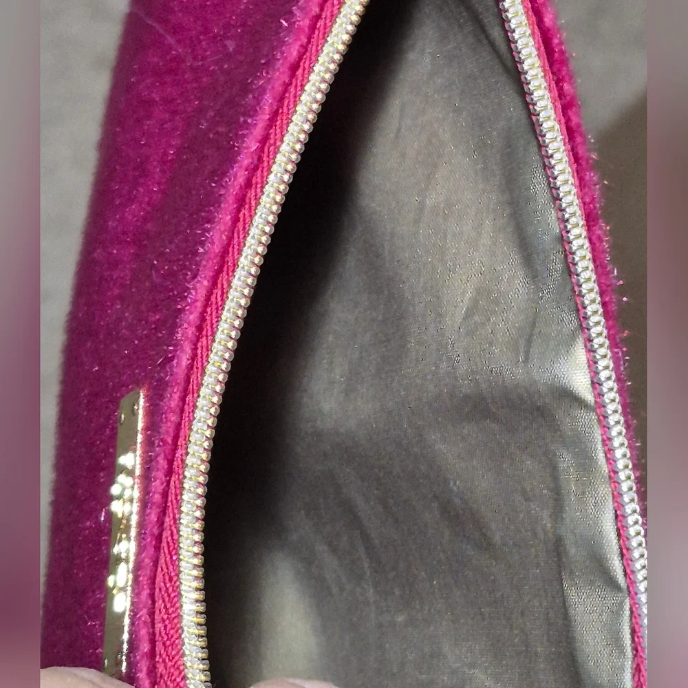 Ipsy Glam Bag December 2016 Carpe P.M. Pink Fuzzy Cosmetic Makeup Bag